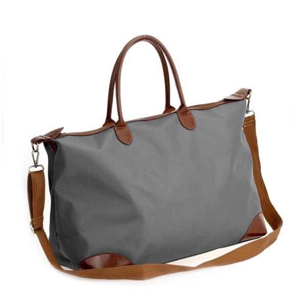 THE HAMPTONS WEEKENDER DUFFEL TRAVEL BAG- GRAY - Picture 3 of 5